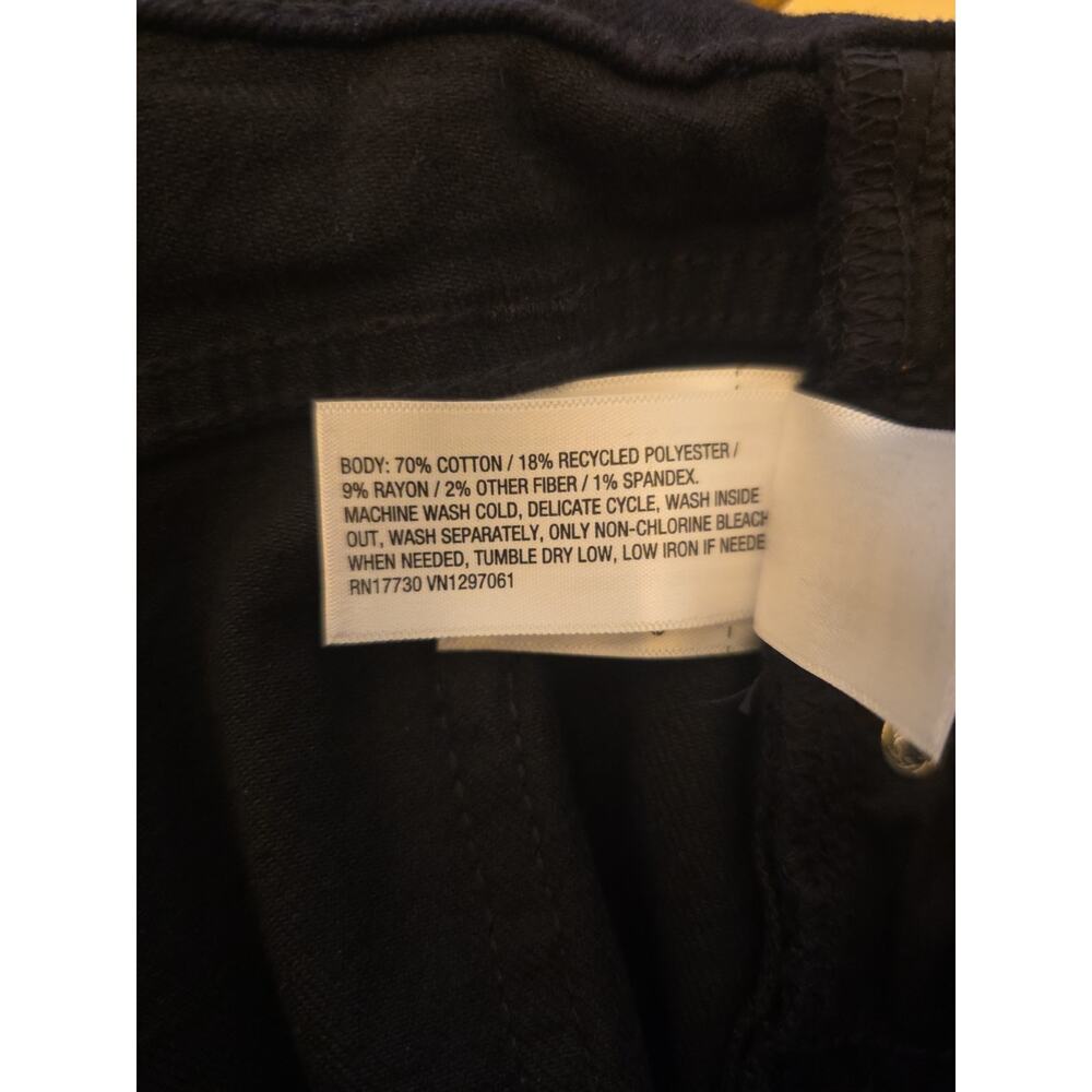 Women's High-Rise Straight Jeans - Universal Thread Black Size 6 - Picture 7 of 7